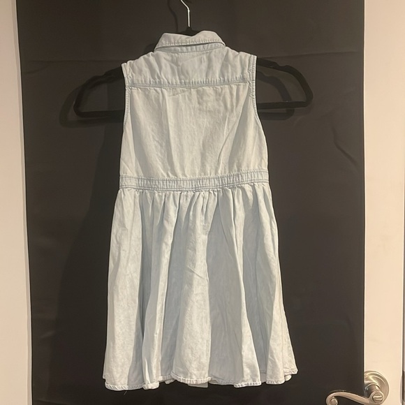 3/$20 DKNY Girls Sleeveless Denim Dress with Tie Waist - Size 7 - Picture 3 of 5